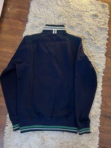 Stylish Navy Blue Sweatshirt