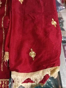 Red &amp; Gold Embroidered Salwar Kameez Suit