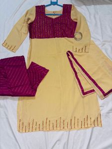 Elegant Salwar Kameez Suit
