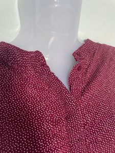 Sleeveless Blouse
