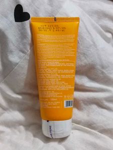 Dot &amp; Key Super Bright Face Wash