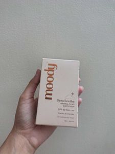 MOODY VITAMIN E SPF 50 Sunscreen