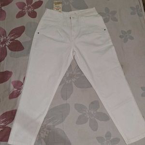 New Momfit Jeans