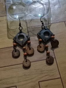 6 Earrings - Assorted Styles