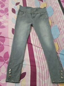 High Waisted Jeans