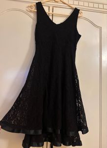 Elegant Black Lace Mini Dress