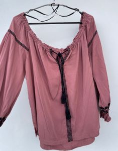🌈Boho Chic Tassel Top 💕