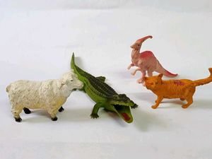 4 Pc Used Toys