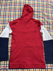 Blue multicoloured sweatshirt with cap and pockets