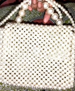 pearl 🦪 Beaded Handbag 👜