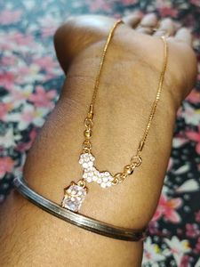 Elegant Gold Necklace