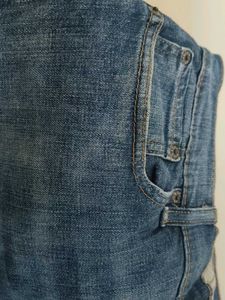 Superb Quality Men&#39;s 32 Casual Jeans