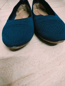 3 Pairs Of Casual Slippers And Jutti