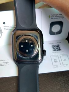 Apple Series 7....