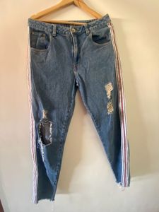 UCB Boyfriend Fit Jeans