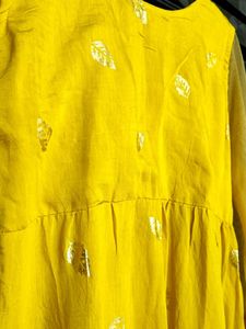 Elegant Yellow Ethnic Gown