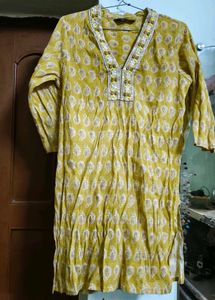 KianaWomen Pure Cotton Kurta