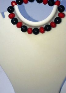Braslate &amp; eyerring Black,Red Steachable/unique