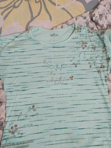 Casual t-shirt