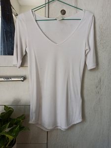 H&M V Neck White Top - Size S