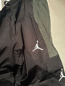 Jordan Tracksuit - Stylish &amp; Sporty