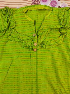 TRADITIONAL TOP