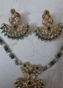 Green Golden Necklace Set