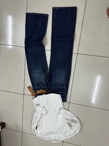 Outfit Combo 30 waist M size shirt