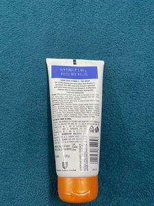 Lakme Vit C + facewash