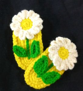 Beautiful Crochet Daisy Flower Hairclips