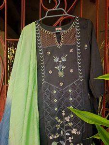 🆕 Tikhi Imli Embroidered Kurta Set