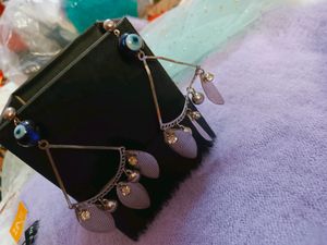 Earings