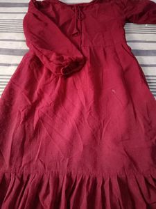 Maroon balloon sleeve Midi dress 👗