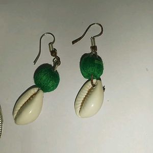 Shell Necklace &amp; Earring Set