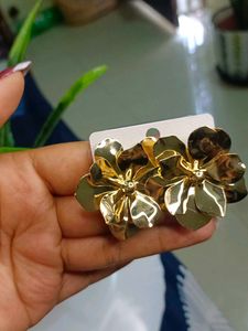 Golden Flower Earring