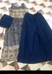 New Nayra Suit Bust 40