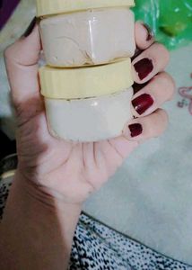 Skin Whitening Cream Kit With Soap Free.