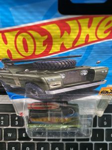 Hot Wheels Land Rover Series II 2023