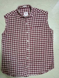 Levi's sleeveless Flannel Shirt