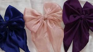 Bow Hair Clips