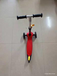 Decathlon Scooter - Kids (Adjustable)
