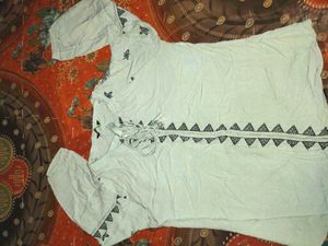Cute Tokyo Talkies Top