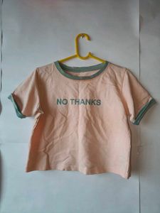 Cute graphic y2k baby tee 🫶🏻