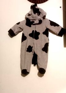 Adorable Cow Costume for Baby
