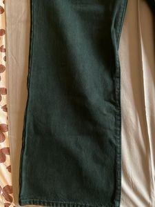 Dark Green Levi&#39;s Jeans