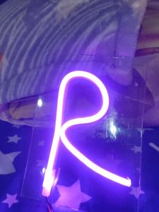 Neon &#39;R&#39; Light