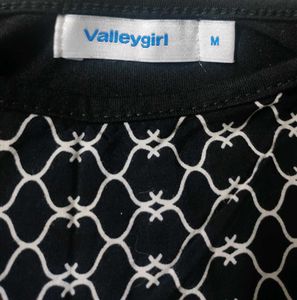 Dark Blue Top With Strap Sleeves