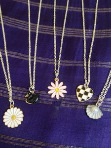 Pendant Chains (Pack Of 1)