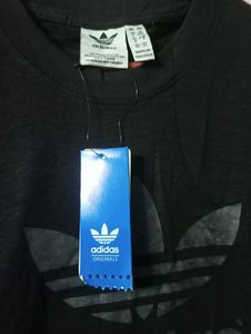 Adidas Black Graphic T-shirt