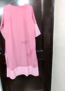 Pink Embroidered Kurta🌸✨